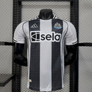 Camisa Newcastle Home 25/26 - Versão Jogador